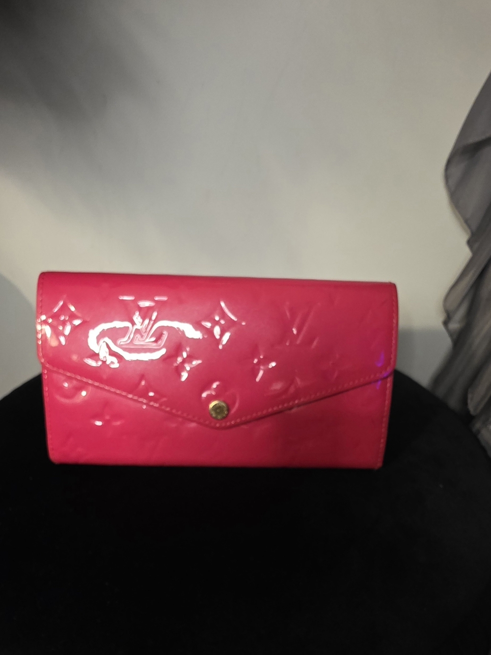 Louis Vuitton Vernis Hot Pink Envelope Wallet Authentic 💕💕